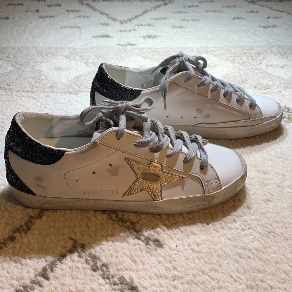 Golden Goose Super Star Low Top Sneaker - Picture 4 of 15